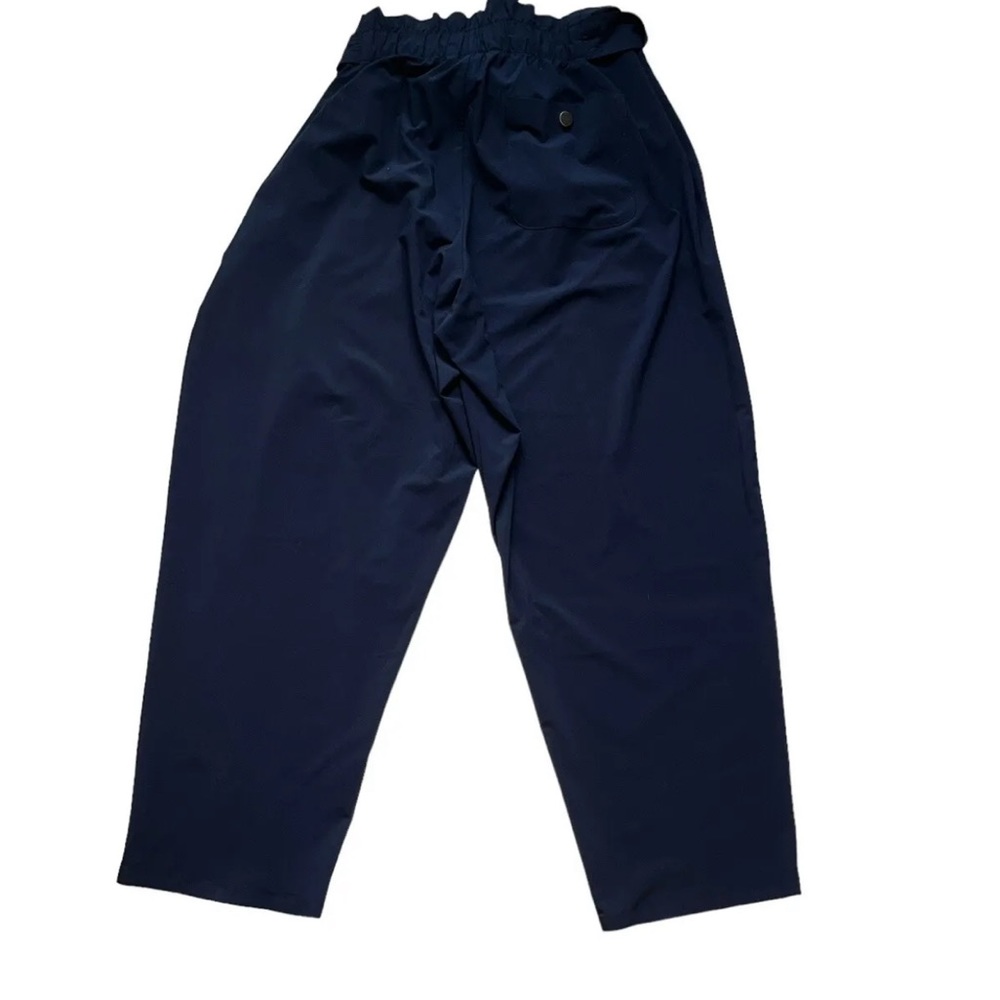 Athlete Skyline (Paper Bag) pants. Navy blue. Size 18.